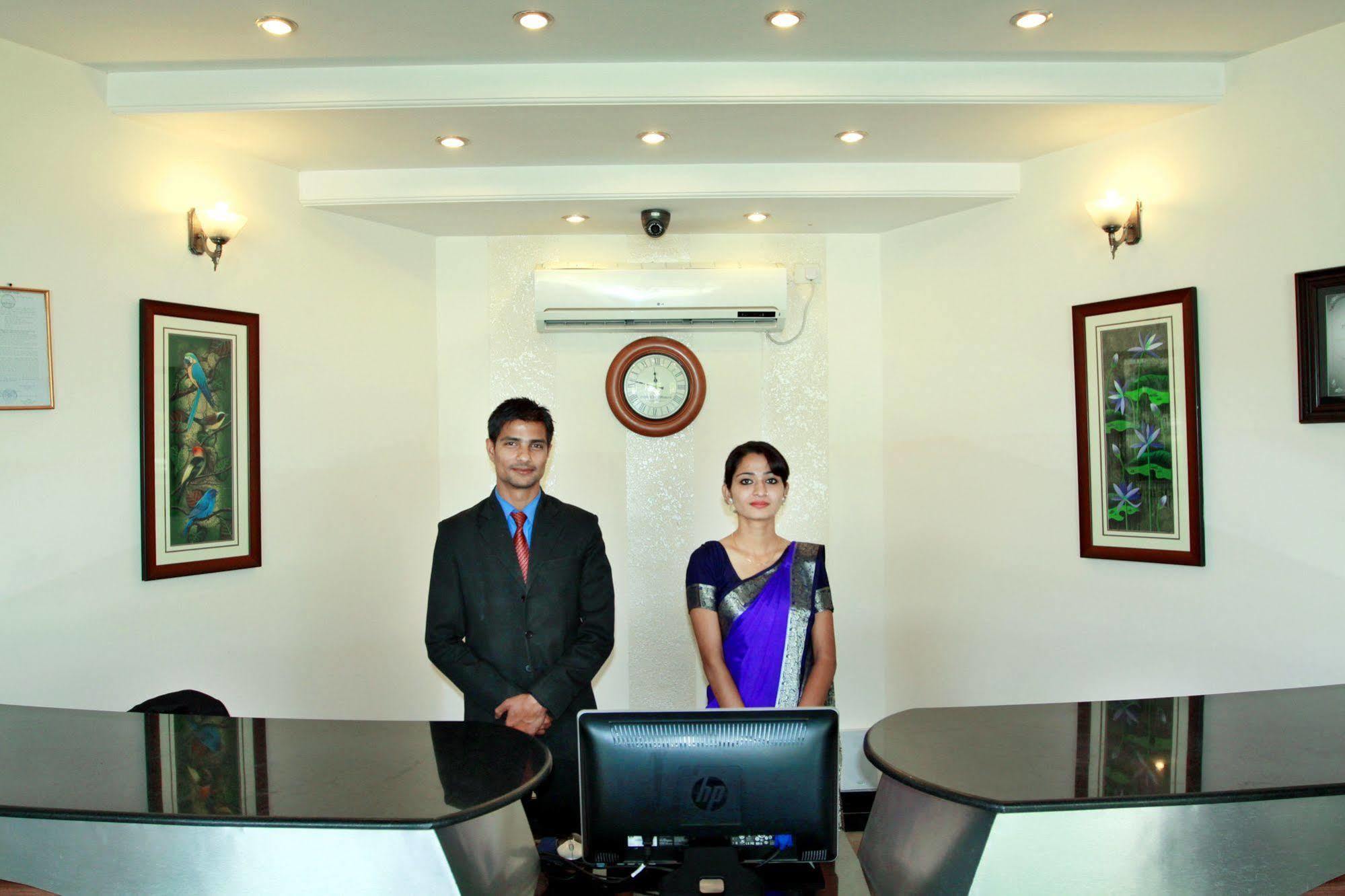 Naturoville Ayurvedic And Yoga Retreat Hotel Rishikesh Exterior photo